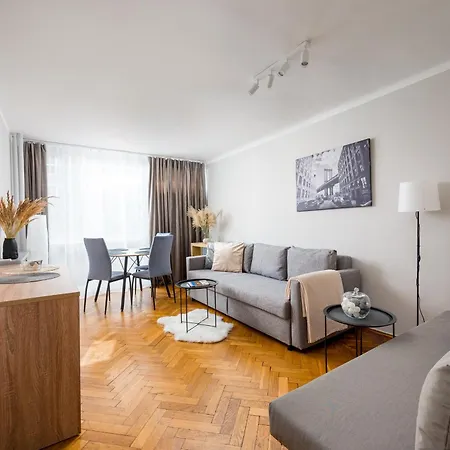 Appartement Rondo Onz Centre By Bookinghost Warschau