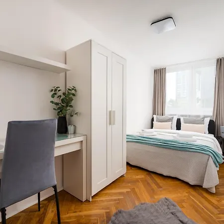 Appartement Rondo Onz Centre By Bookinghost Warschau