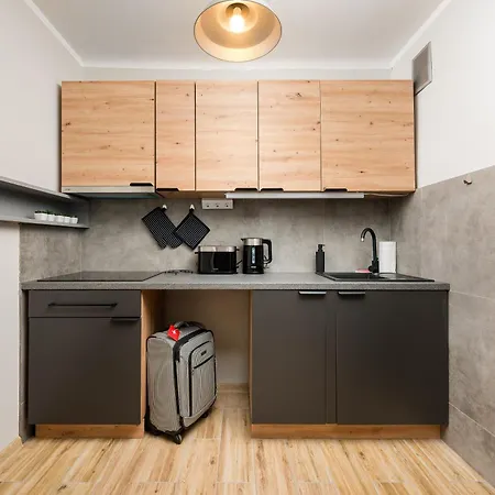 Rondo Onz Centre By Bookinghost Apartmán *