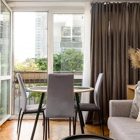 Rondo Onz Centre By Bookinghost Appartement