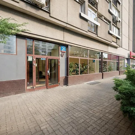 Rondo Onz Centre By Bookinghost Warszawa